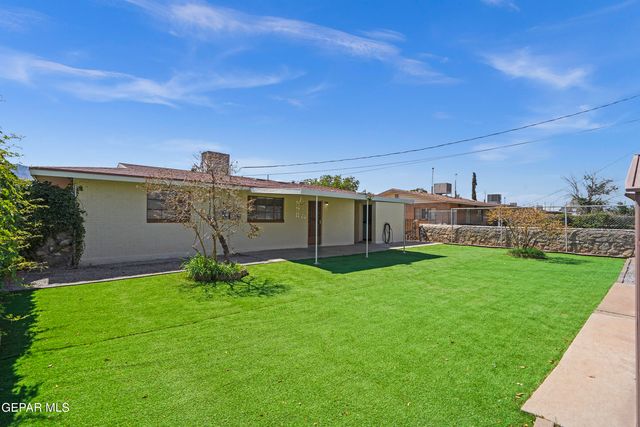 9132 MOUNT ETNA Drive, El Paso, TX 79924