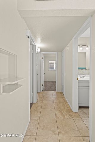 9132 MOUNT ETNA Drive, El Paso, TX 79924