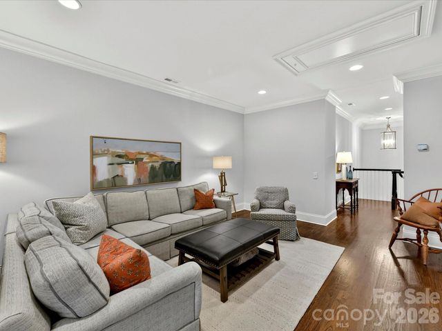 117 Huntley Place, Charlotte, NC 28207