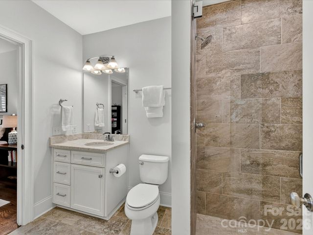 117 Huntley Place, Charlotte, NC 28207