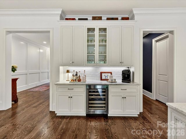 117 Huntley Place, Charlotte, NC 28207