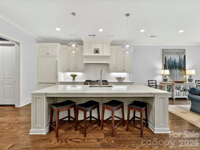 117 Huntley Place, Charlotte, NC 28207
