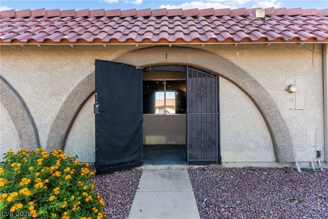 881 Mantis Way 1, Las Vegas, NV 89110