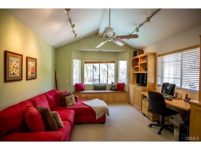 26441 Mikanos, Mission Viejo, CA 92692