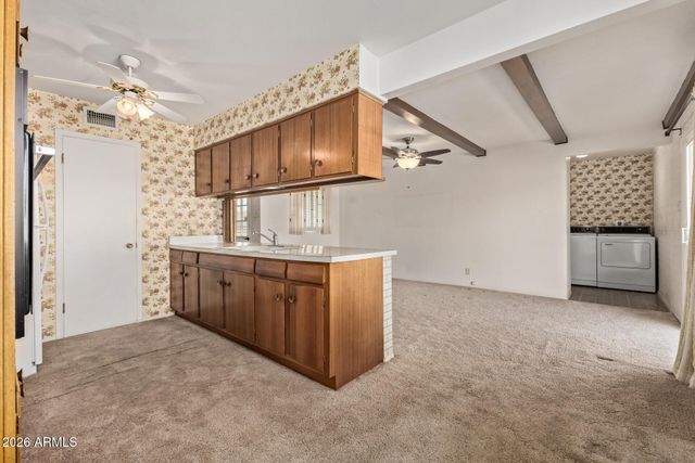 7416 E WINDSOR Avenue, Scottsdale, AZ 85257