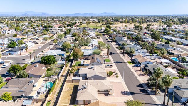 7416 E WINDSOR Avenue, Scottsdale, AZ 85257