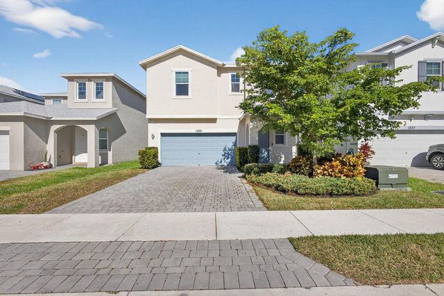 1822 Lake Cove Drive, Lake Worth, FL 33460