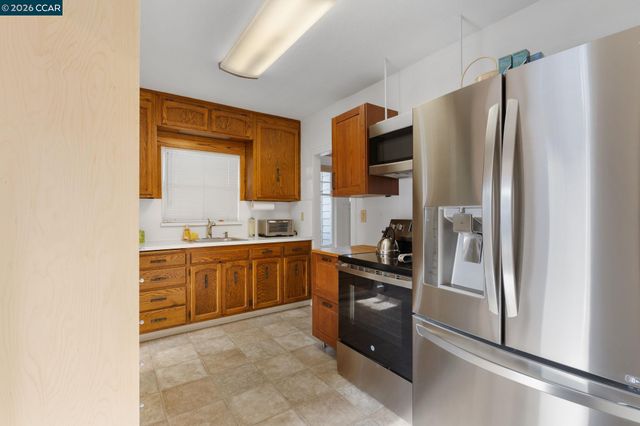 1308 Pine St, Martinez, CA 94553