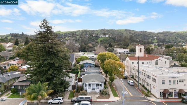 1308 Pine St, Martinez, CA 94553