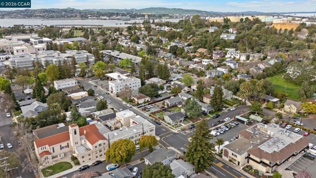 1308 Pine St, Martinez, CA 94553