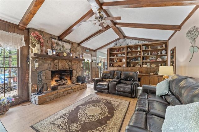 2062 Cezar NW Drive, Kennesaw, GA 30152
