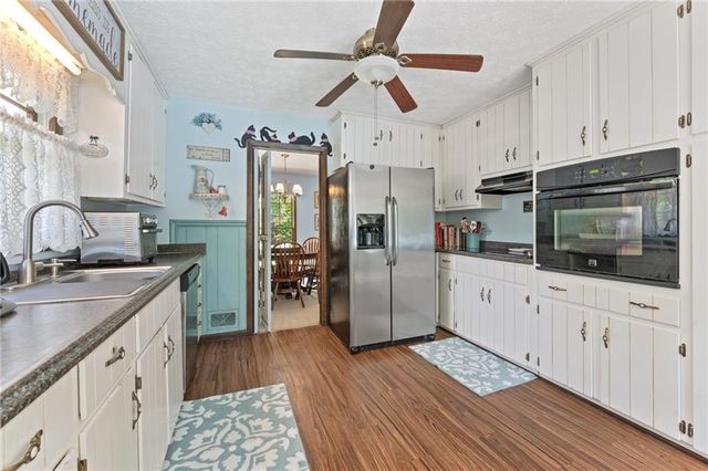2062 Cezar NW Drive, Kennesaw, GA 30152