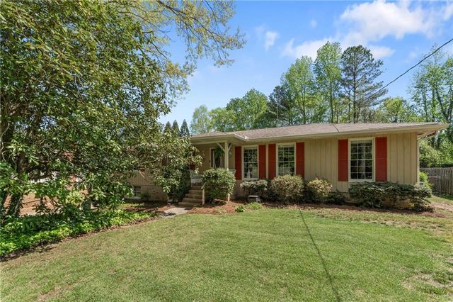 2062 Cezar NW Drive, Kennesaw, GA 30152
