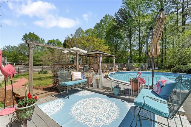 2062 Cezar NW Drive, Kennesaw, GA 30152