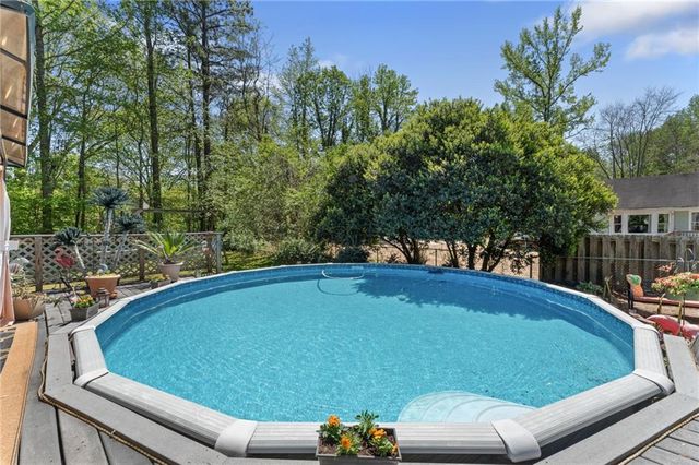 2062 Cezar NW Drive, Kennesaw, GA 30152