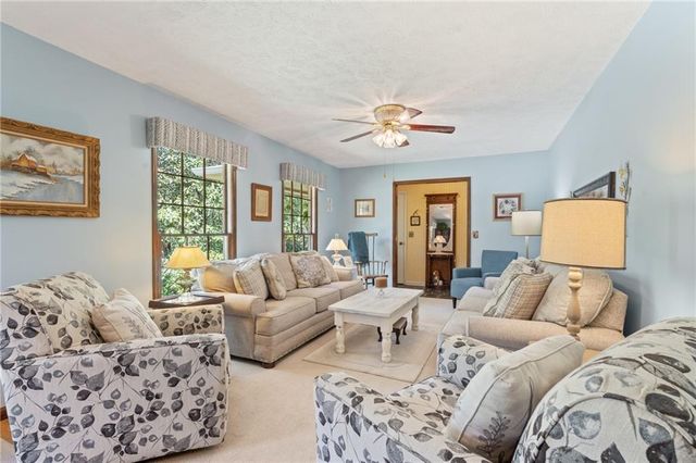 2062 Cezar NW Drive, Kennesaw, GA 30152