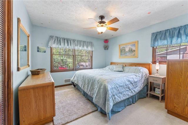 2062 Cezar NW Drive, Kennesaw, GA 30152