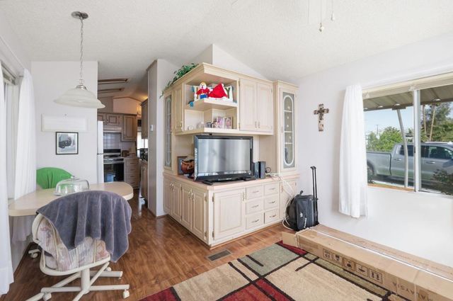 70200 Dillon Road 180, Desert Hot Springs, CA 92241