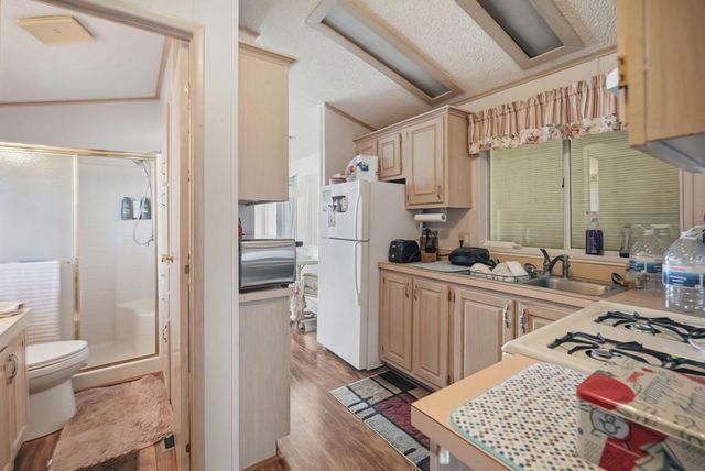 70200 Dillon Road 180, Desert Hot Springs, CA 92241