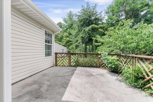 6965 Black Walnut CT, Roanoke, VA 24019