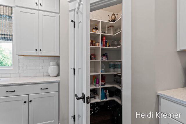 4139 Old Hawk Court, Grand Rapids, MI 49525
