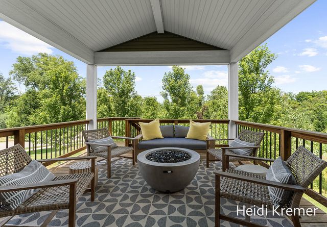 4139 Old Hawk Court, Grand Rapids, MI 49525