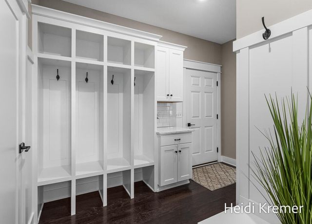 4139 Old Hawk Court, Grand Rapids, MI 49525