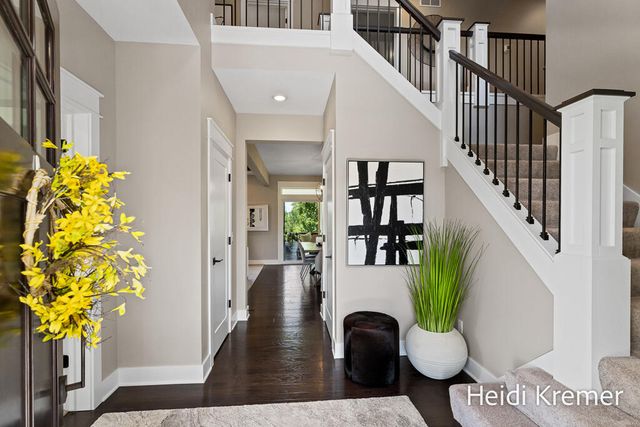 4139 Old Hawk Court, Grand Rapids, MI 49525