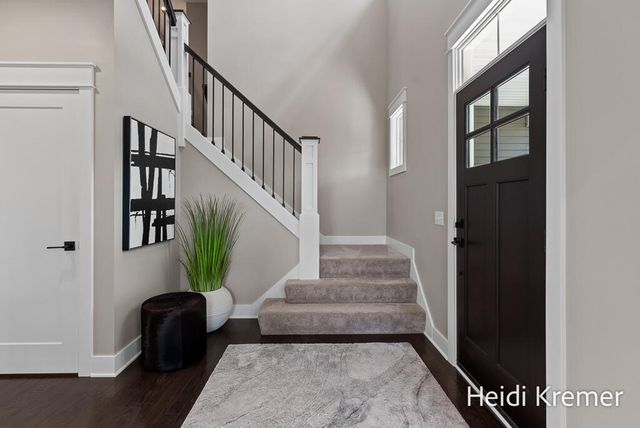 4139 Old Hawk Court, Grand Rapids, MI 49525