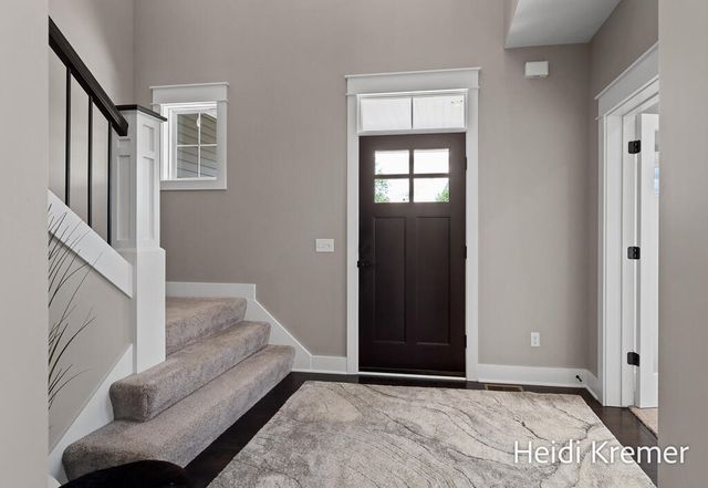 4139 Old Hawk Court, Grand Rapids, MI 49525