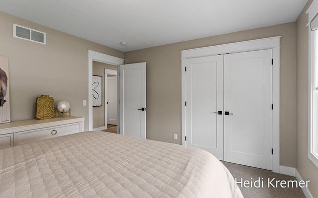 4139 Old Hawk Court, Grand Rapids, MI 49525