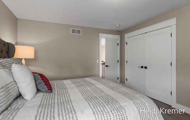 4139 Old Hawk Court, Grand Rapids, MI 49525