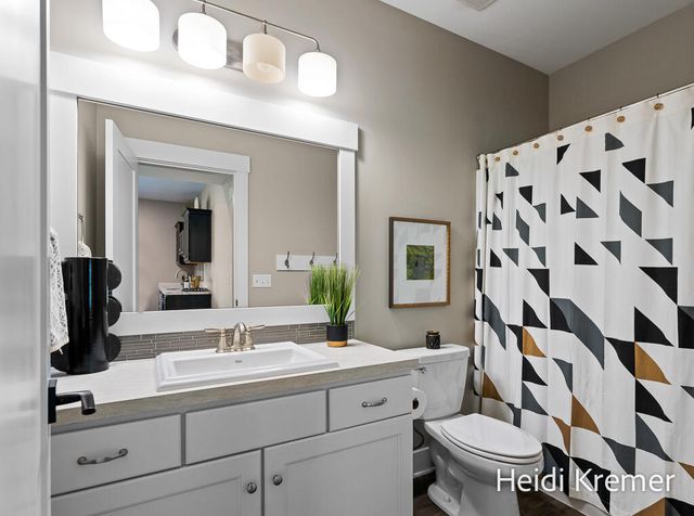 4139 Old Hawk Court, Grand Rapids, MI 49525