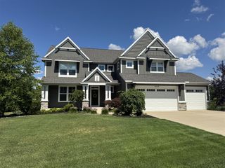 4139 Old Hawk Court, Grand Rapids, MI 49525