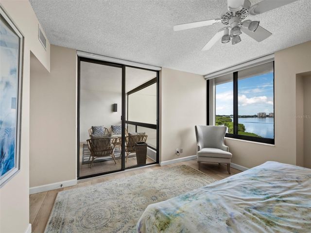 2020 HARBOURSIDE DRIVE 442, Longboat Key, FL 34228
