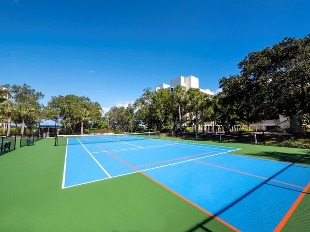 2020 HARBOURSIDE DRIVE 442, Longboat Key, FL 34228