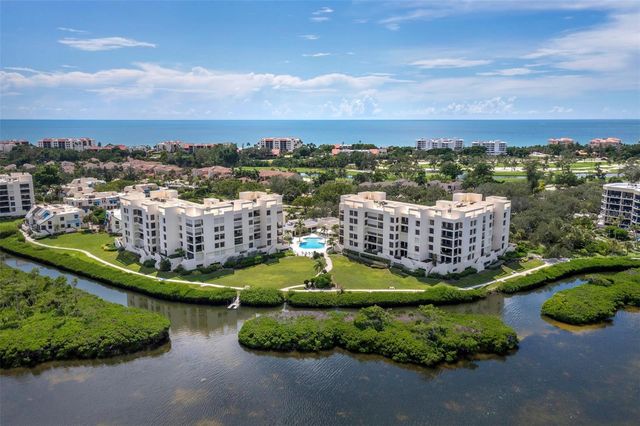 2020 HARBOURSIDE DRIVE 442, Longboat Key, FL 34228
