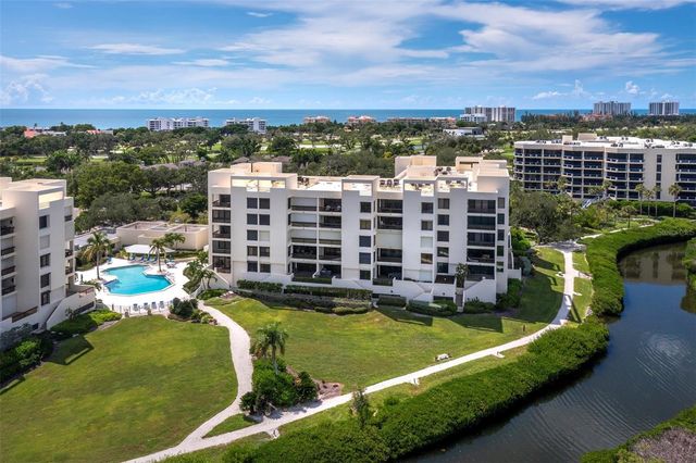 2020 HARBOURSIDE DRIVE 442, Longboat Key, FL 34228