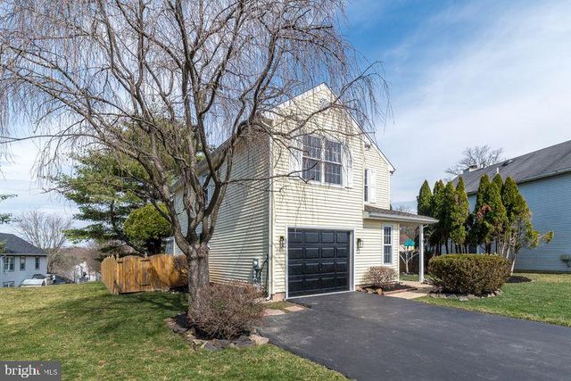 272 STANFORD PL, Newtown, PA 18940