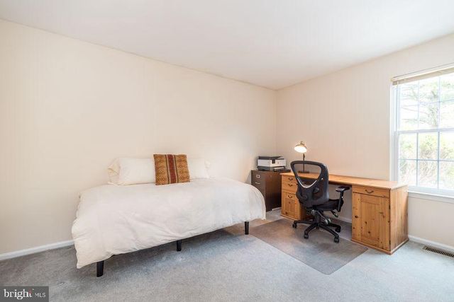 272 STANFORD PL, Newtown, PA 18940