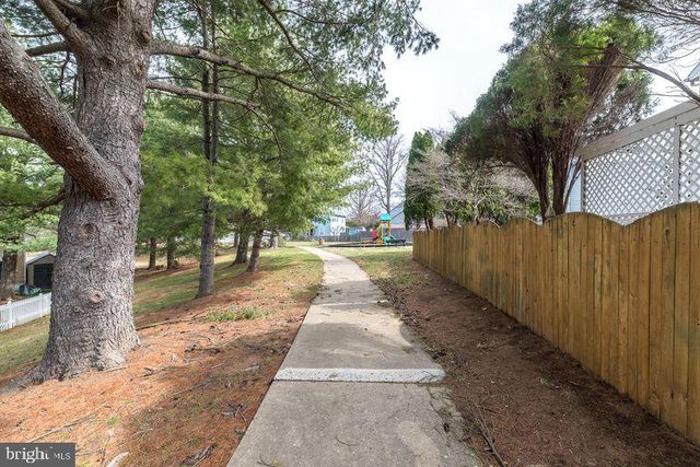 272 STANFORD PL, Newtown, PA 18940