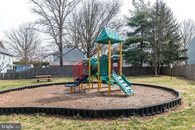 272 STANFORD PL, Newtown, PA 18940