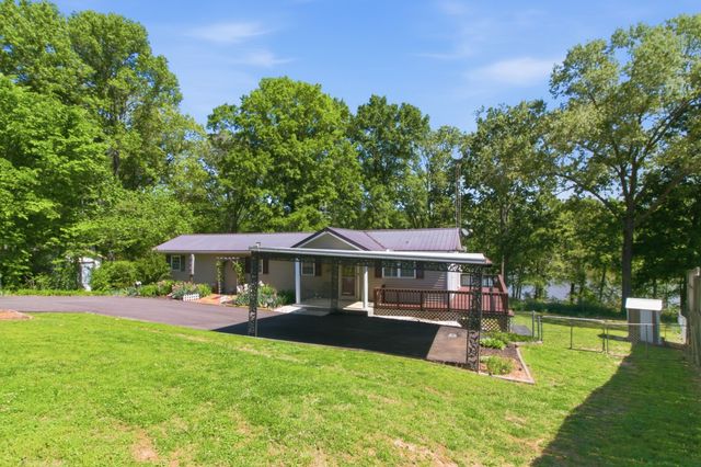 259 Joy Dr, Springville, TN 38256