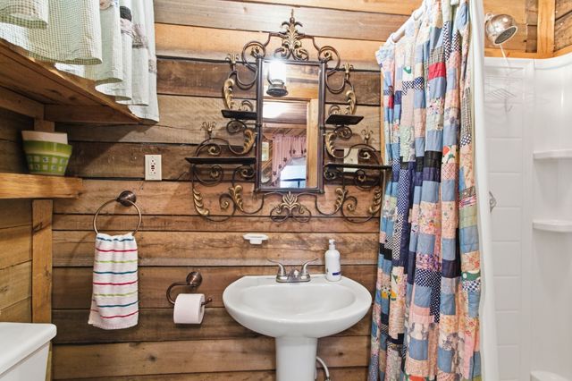 259 Joy Dr, Springville, TN 38256
