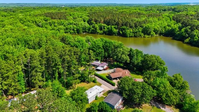 259 Joy Dr, Springville, TN 38256