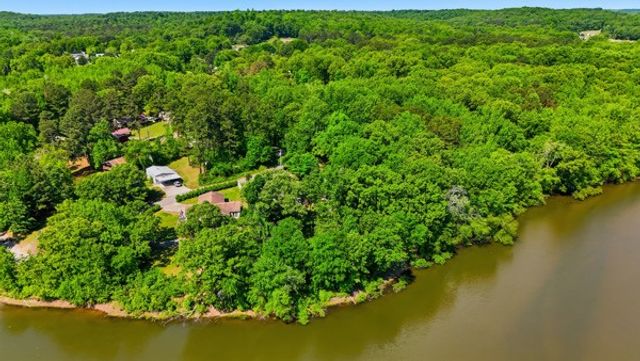 259 Joy Dr, Springville, TN 38256