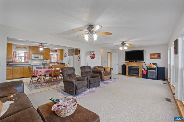 60 CHIPPEWA LN, Palmyra, VA 22963