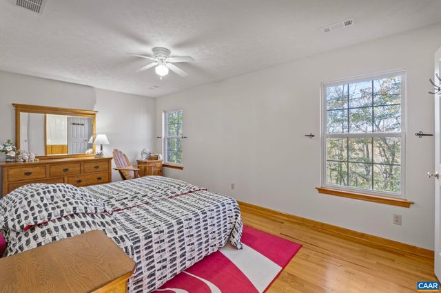 60 CHIPPEWA LN, Palmyra, VA 22963