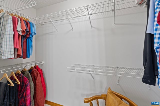 60 CHIPPEWA LN, Palmyra, VA 22963