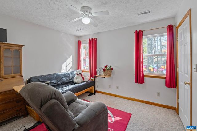 60 CHIPPEWA LN, Palmyra, VA 22963